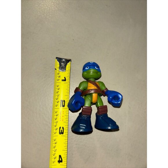 Nickelodeon Teenage Mutant Ninja Turtles, Leo the Knight 3 Inches figure, 2014 - Picture 7 of 8